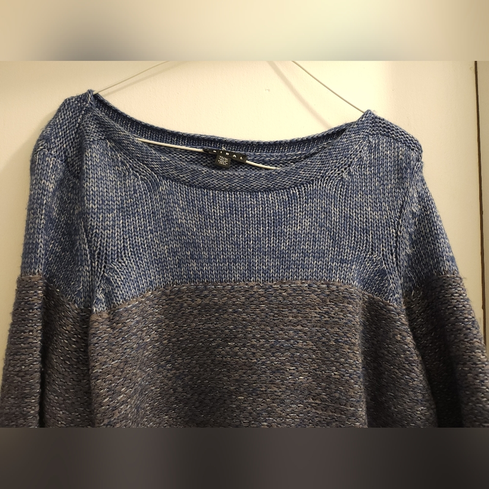 Tribal Sweater, Size xl, Preloved